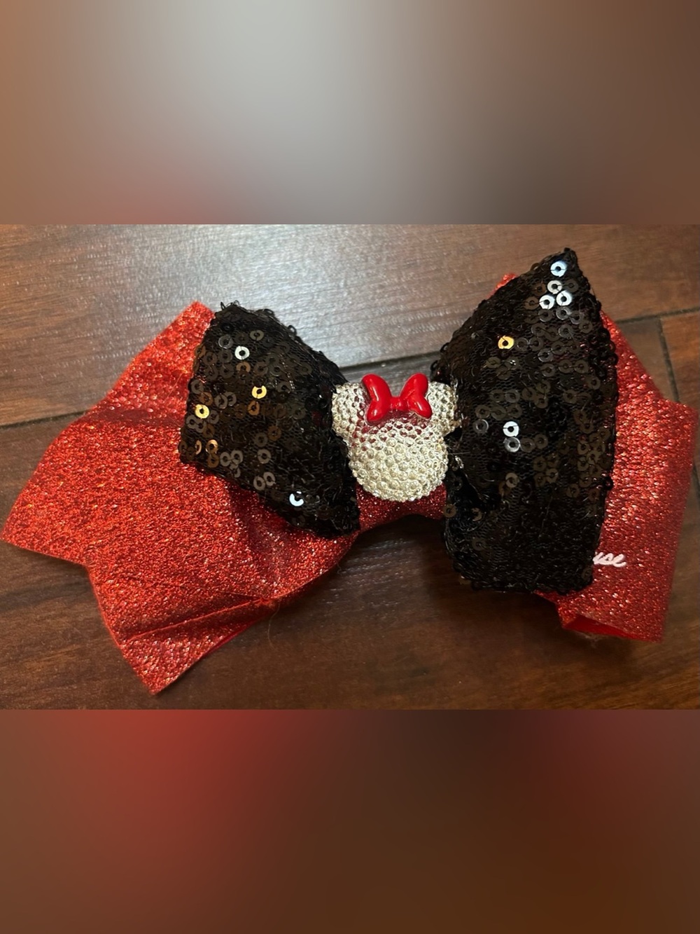 Light up Minnie Mouse bow